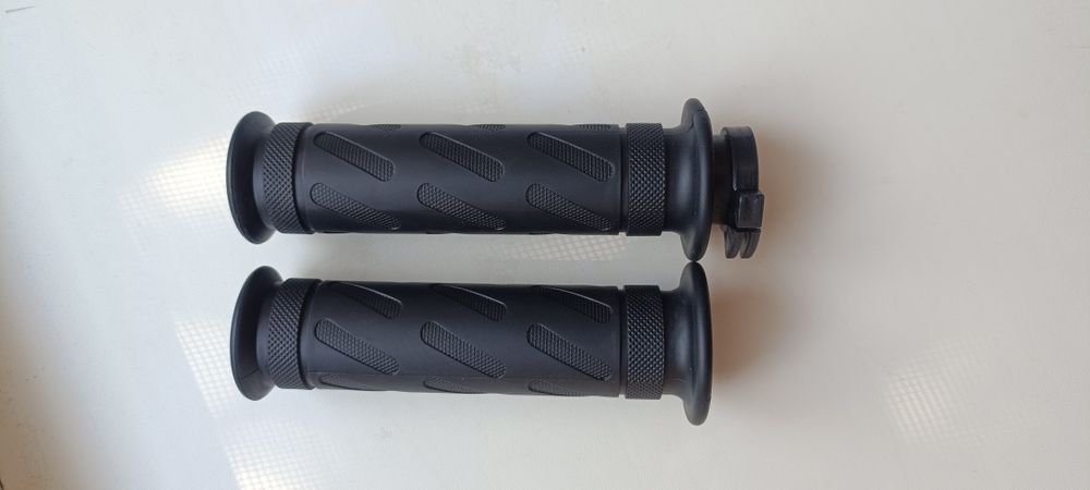 Грипсы на мотоцикл | Новые |