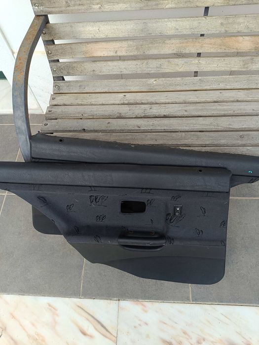 BMW e36 316i sedan para peças – motor, módulos, quartelas, interiores, outros