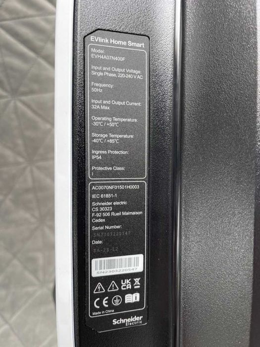 Schneider Electric EVlink Home.