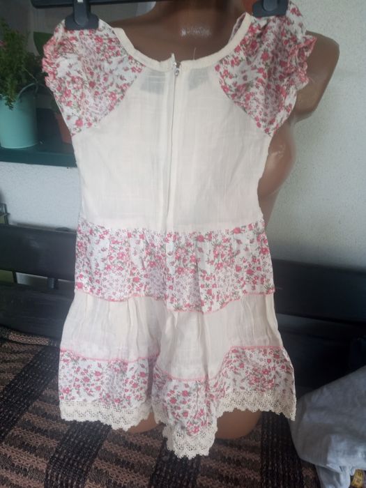 Sukienka dla dzieci dziewczynki rozmiar 8