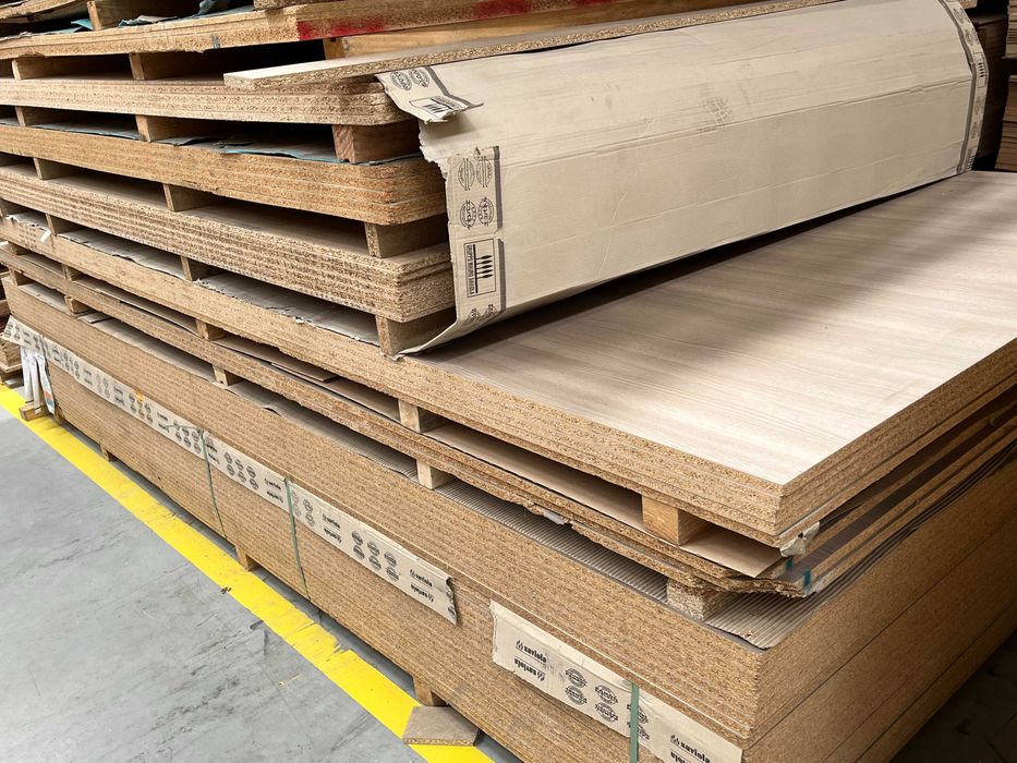 Painéis Aglomerado 19mm Nature Stonehenge 18R - Derivados de Madeira