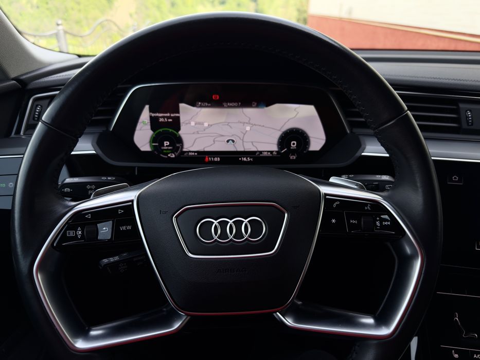 Audi E-tron  55  95Kwt 408 к.с Європа!!