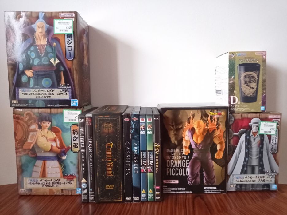 Kolacja figurek manga anime oraz filmów DVD One Piece Dragonball nowe ...