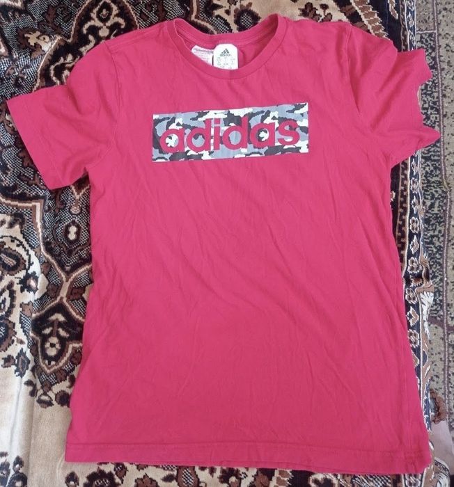 Футболка красная Adidas