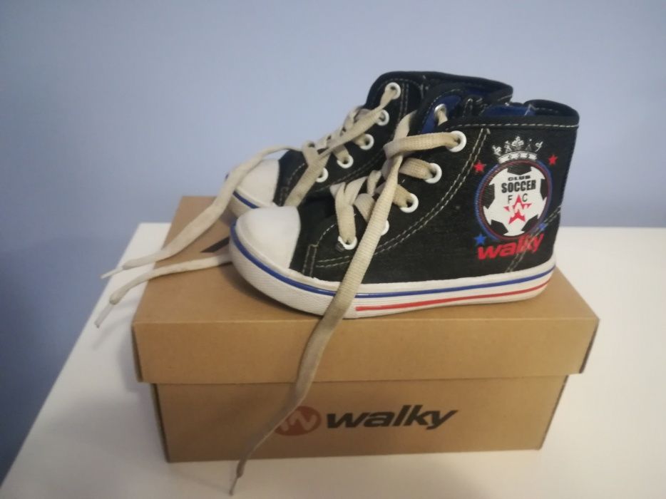 Trampki chłopięce 23