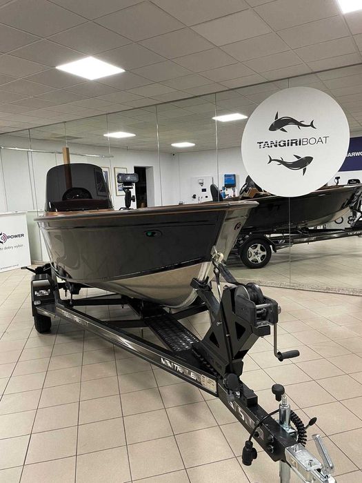 Wędkarska aluminiowa łódź Tangiri Ortis 420 konsola, silnik, przyczepa