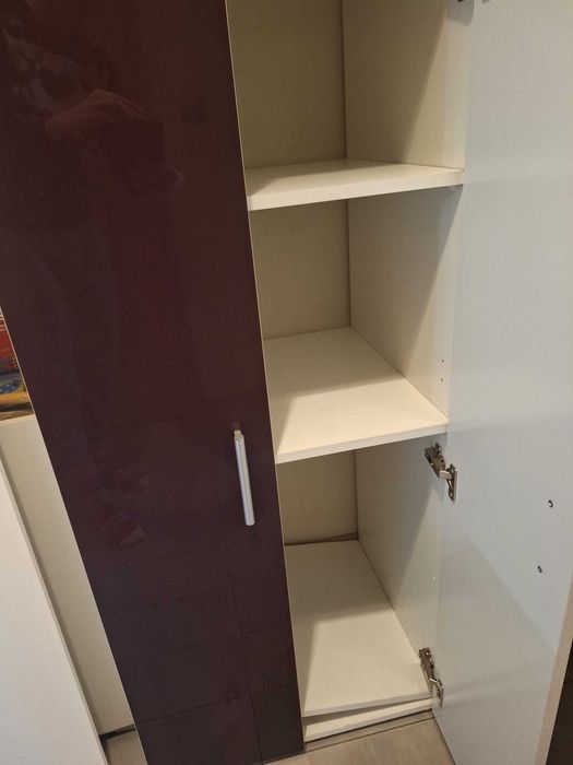 Biurko plus szafa dla dziecka