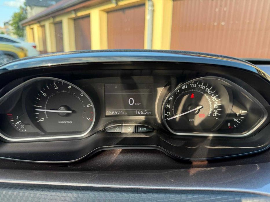 Samochód Peugeot 2008