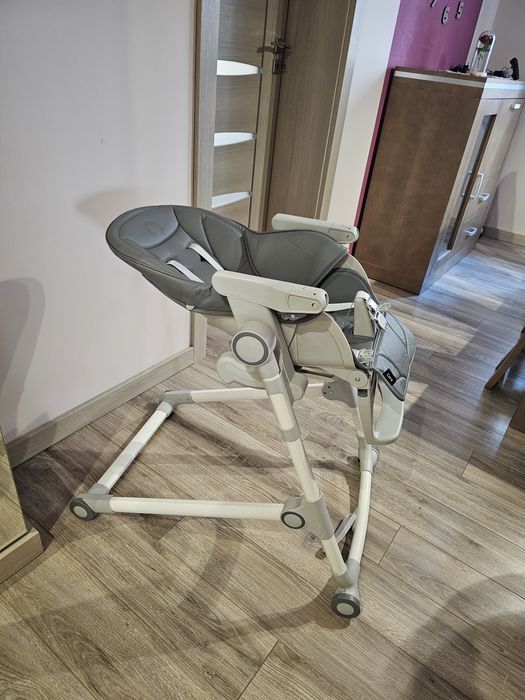 Krzesełko do karmienia Lionelo Cora