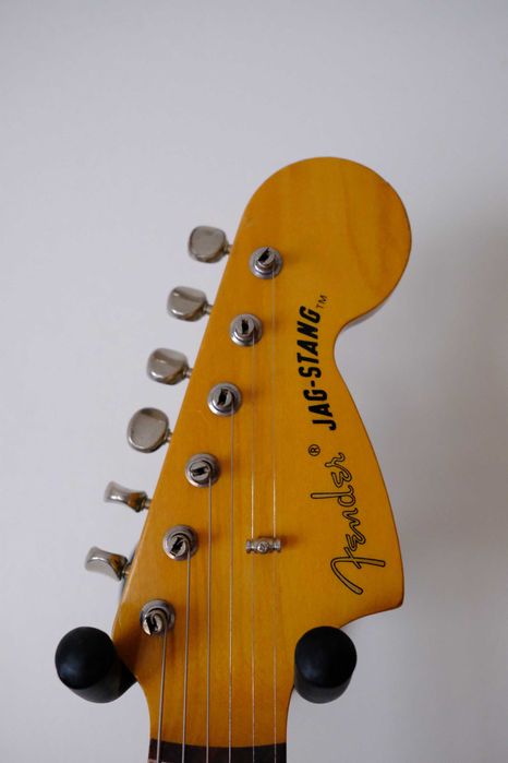 Guitarra Fender Jagstang de 1995 MIJ - Primeira Série