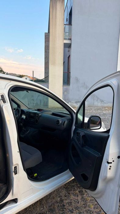 Peugeot Partner Comercial (3 Lugares)