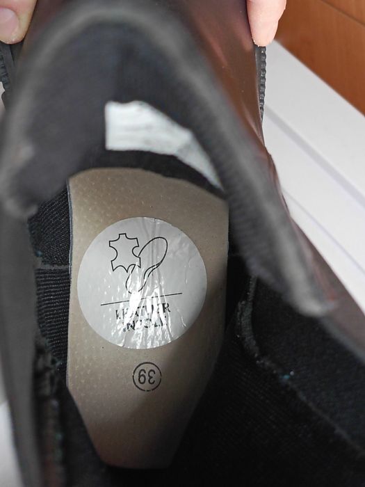 Buty czarne rozmiar 39