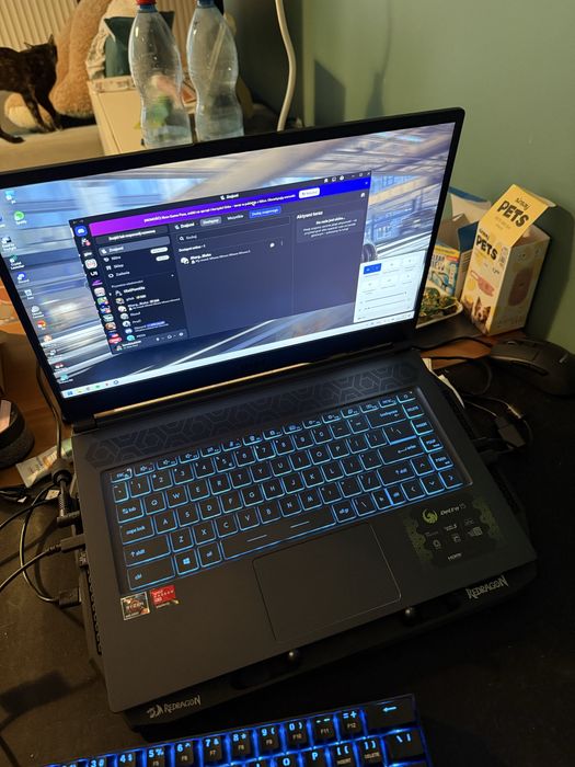 MSI Delta 15 / Ryzen 9 5900HX / AMD RX 6700m 10GB