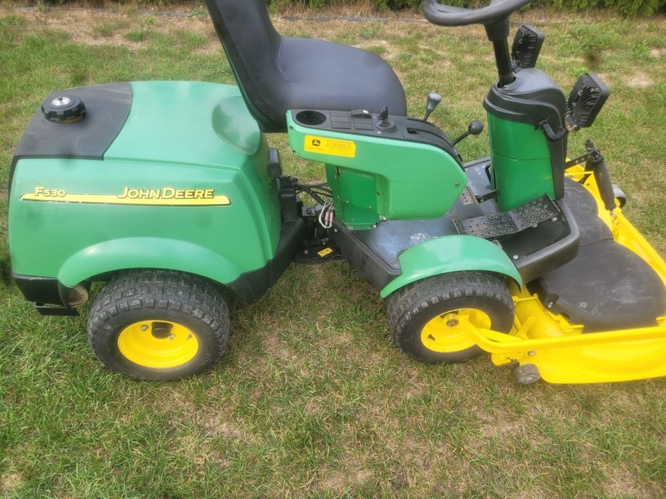 Kosiarka traktorek mulczujący John Deere F 530