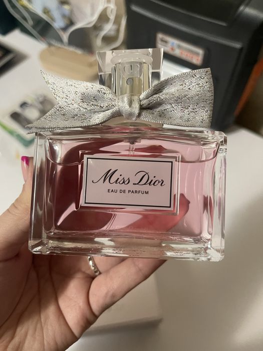 Продам духи Dior Miss Dior