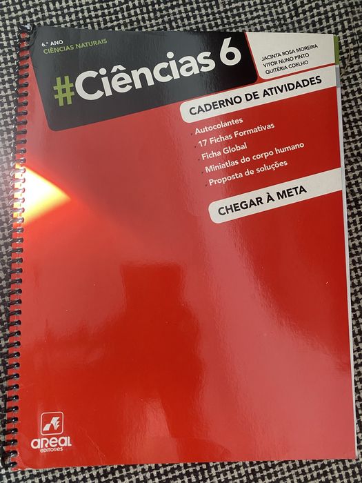 Cadernos de atividades do 6°ano.
