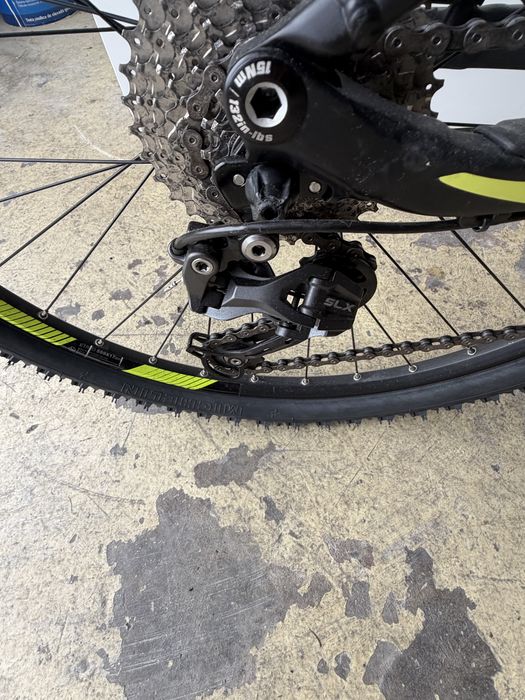 Bicicleta Usada BTT Scott Spark 70 26 L IMPECAVÉL