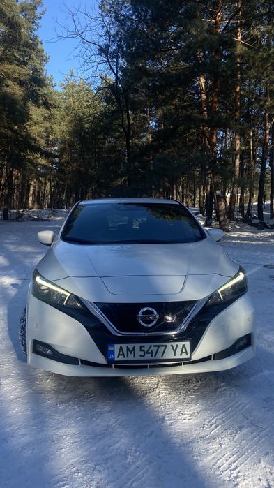 Nissan leaf 40квт 2018