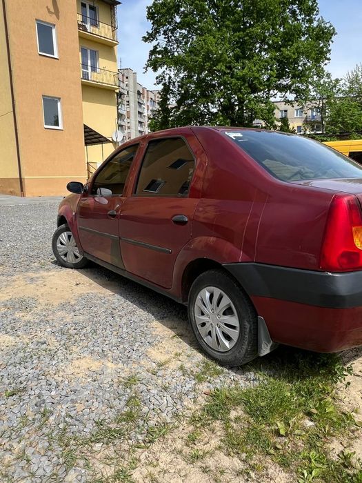 Лоґан1,4 газ бензин