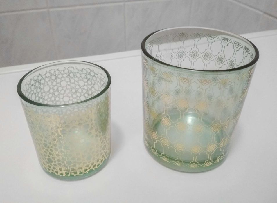 2 ozdobne pojemniki szklane na akcesoria