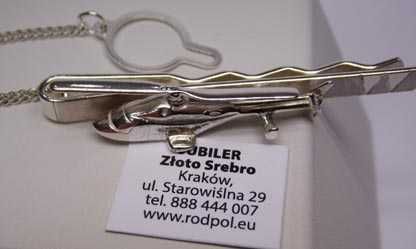 Srebrna spinka helikopter