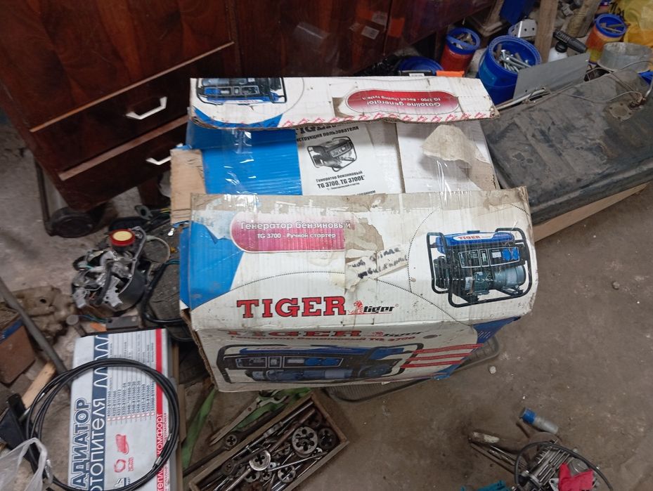 Генератор Tiger TG3700