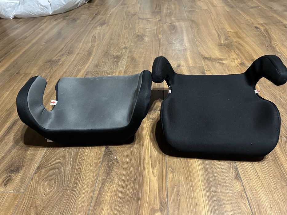 Бустер/ дитяче автокрісло