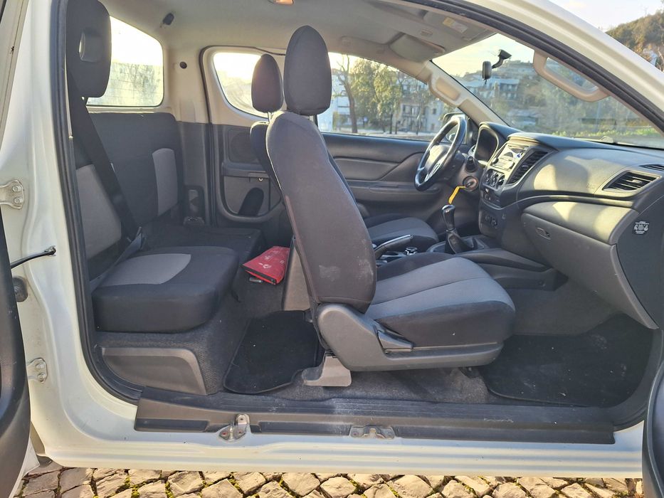 Mitsubischi l200 king Cab 4x4  iva dedutivel