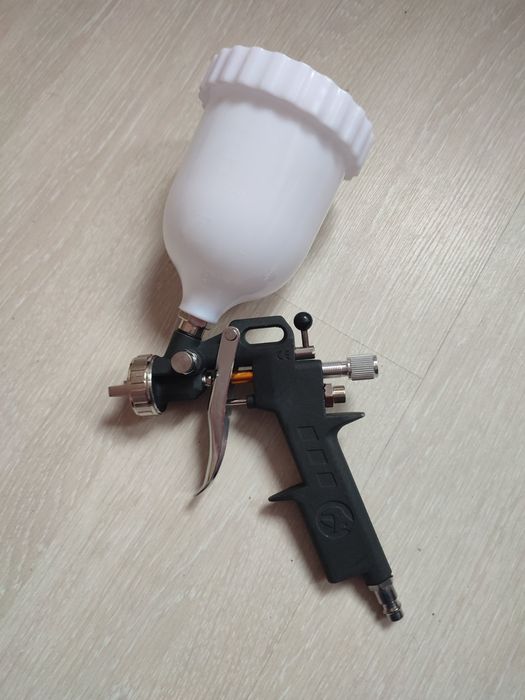 Набор покрасочный пневматический краскопульт  5 ед  INTERTOOL PT-1502