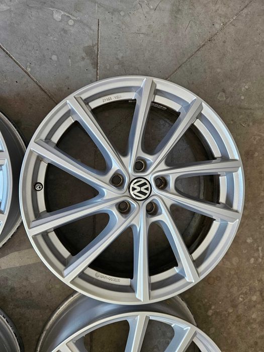 Alufelgi 19" 5x112 VW Passat B6 B7 B8 CC Golf VII R-line Tiguan Touran Caddy T-roc