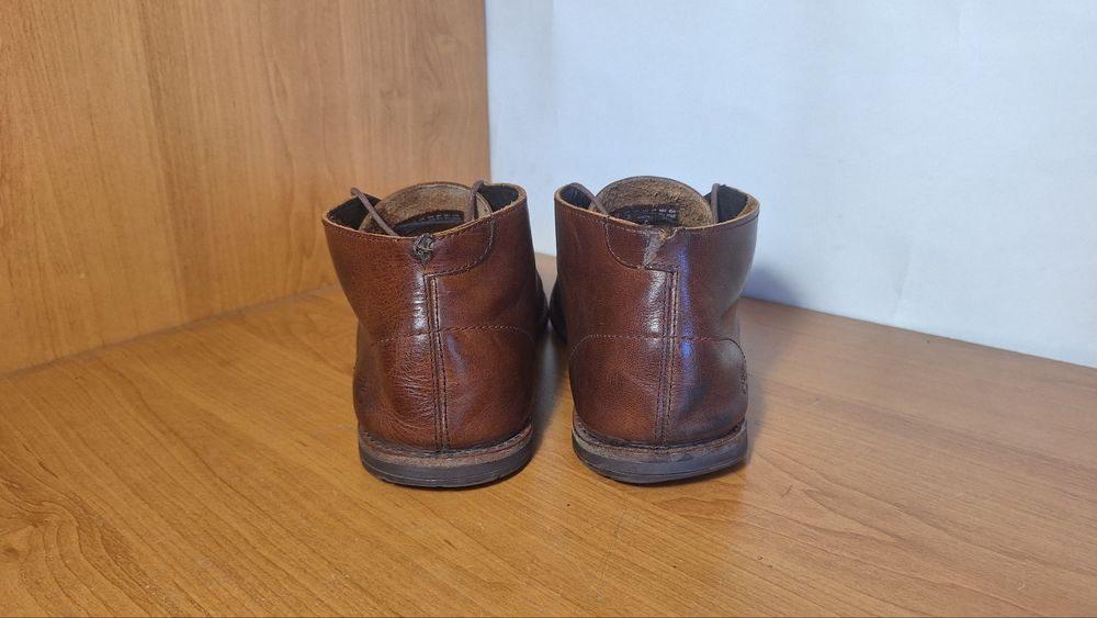 Timberland Revenia Plain Toe Leather Chukka