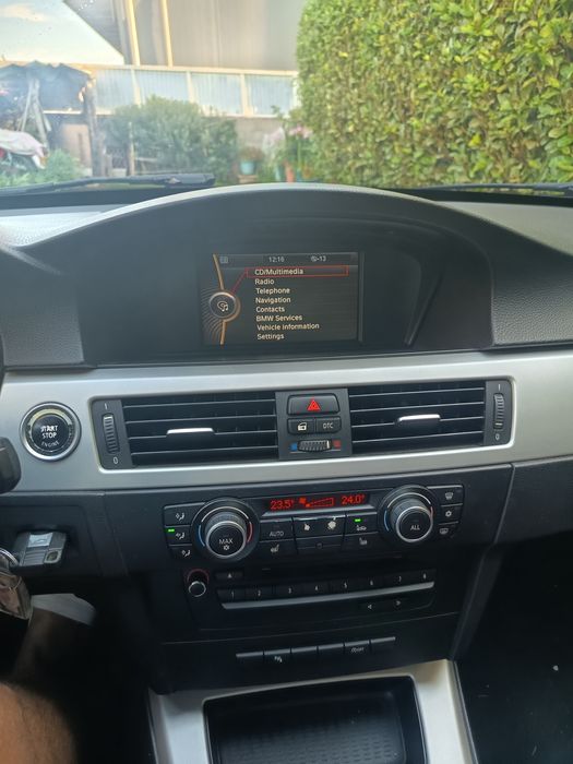 BMW 318 impecável