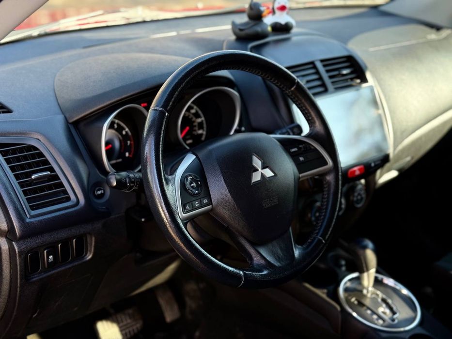 Mitsubishi ASX идеальное состояние