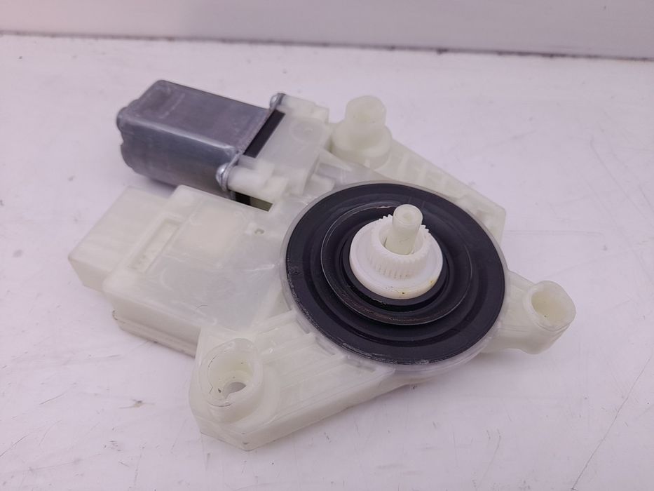 Motor vidro trás direito VOLKSWAGEN Golf VII (5G1, BQ1, BE1, BE2)