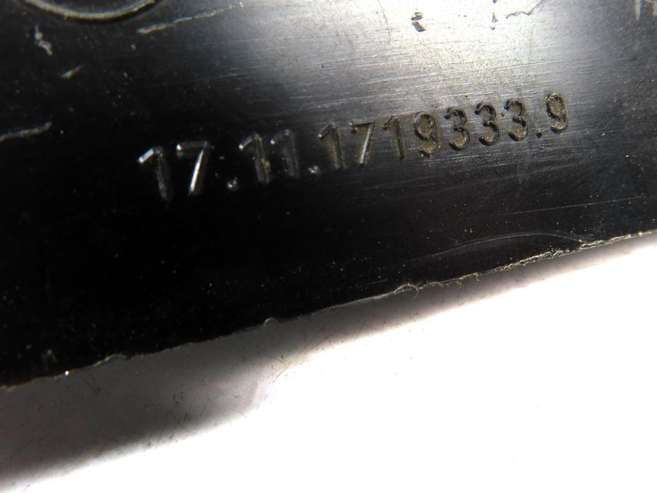 Cobertura / Resguardo Bmw 5 Ref: 17111719333 1987 - 1997