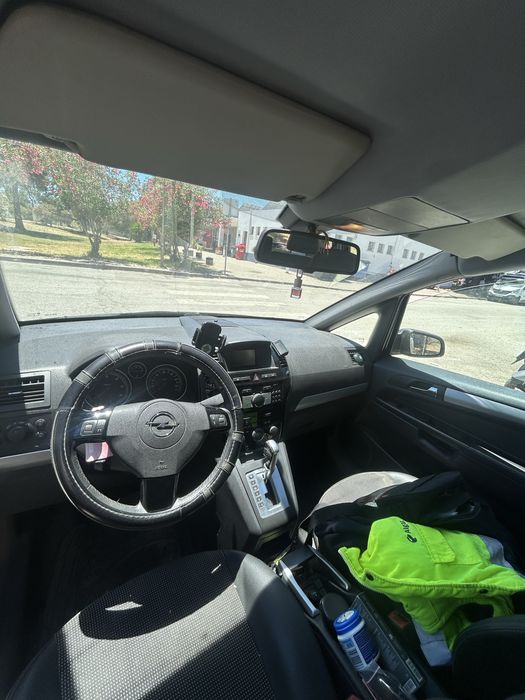 Opel zafira 2008