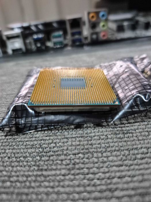 CPU AMD Ryzen 7 1700