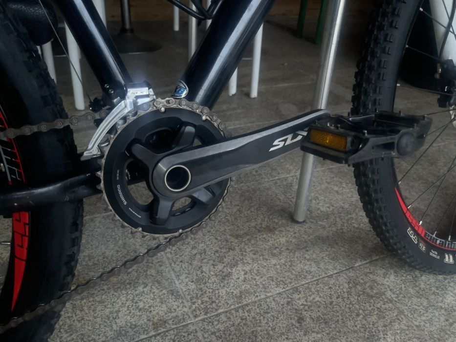 BTT 27,5” com grupo completo Shimano SLX (2x11, travões e pedaleira)