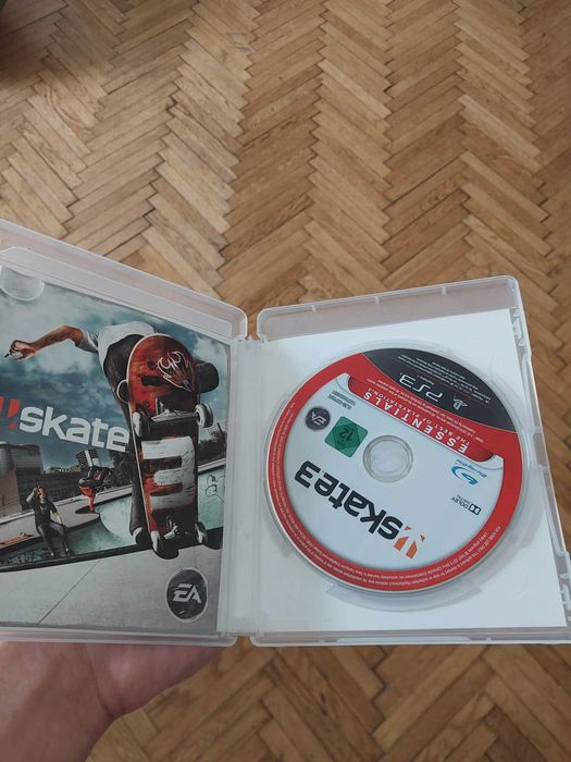KOMPLET 2  gry do ps3 w bardzo dobrym stanie BEZ ZARYSOWANIA