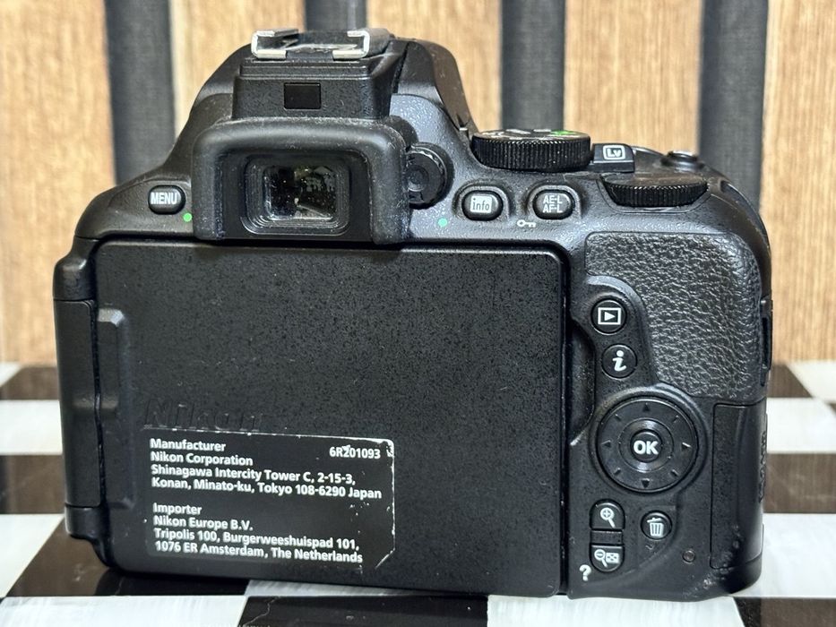Nikon  D5600 Камера цифрова