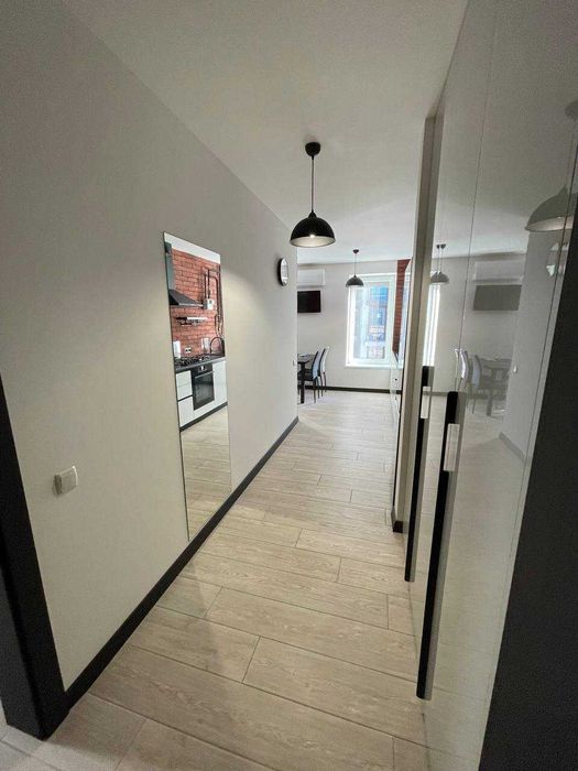 Здається стильна квартира-студія Loft біля центру