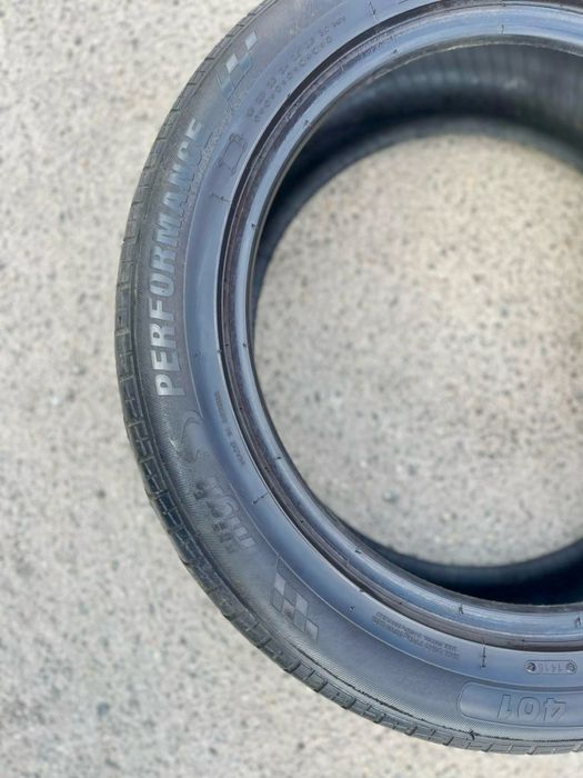 Шини літні 215/55 r18