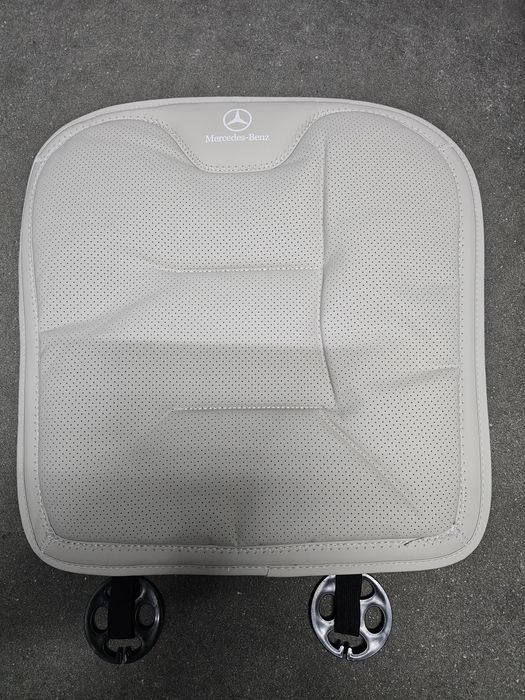 Almofadas em pele Mercedes branco para assento de carro