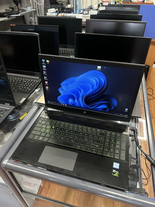 Игровой ноутбук HP nvidia 1050Ti.