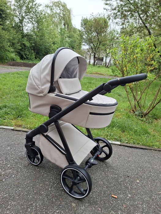 Коляска Elio, babypram