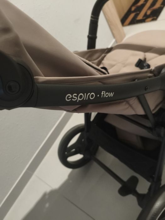 Nowy Espiro flow wózek spacerowy