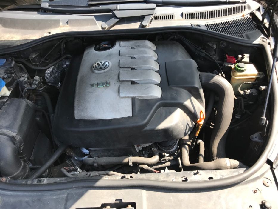 форсунки Форсунка VW Touareg  2.5 tdi R5 BAC 2,5 ВАС BPE