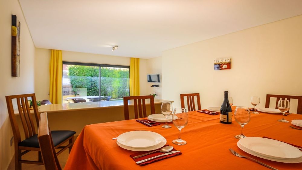 Moradia M4 c/ Piscina p/ Férias. Albufeira-Algarve.