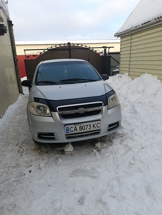 Шевроле авео 2008рік . Газ бензин.