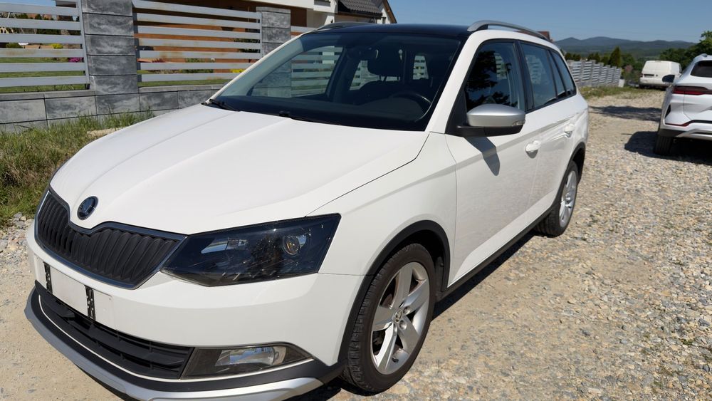 Skoda Fabia Fabia 1.0 benzyna radar panorama klima navigacja
